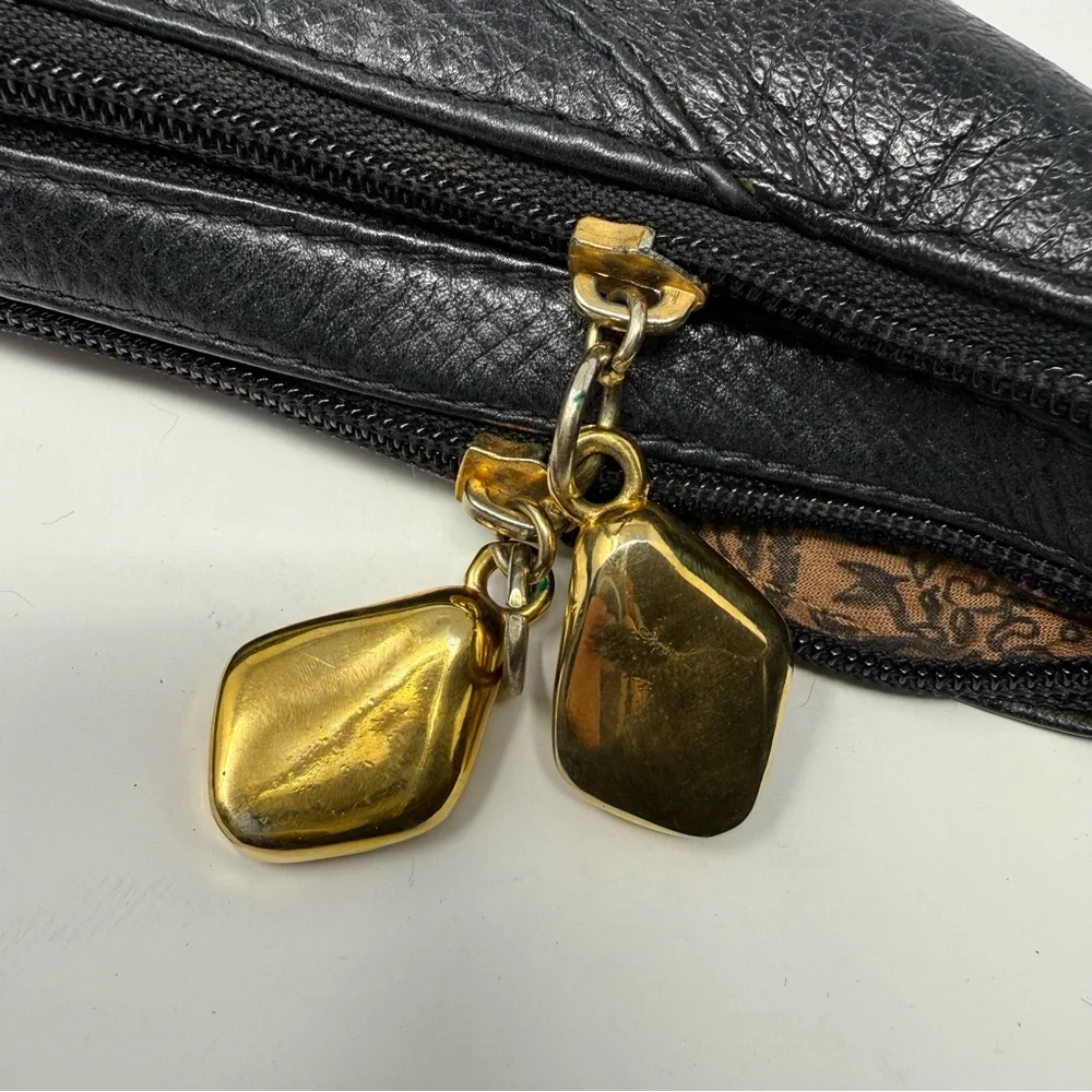 Carlos D'Santi Women's Black Pebbled Leather Bag Hobo Crossbody Style Medium‎